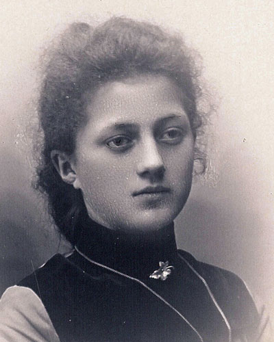  ehrenstamkarin1902.jpg