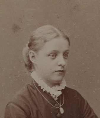 maria_wahlstr_m_f._berglund_1865-1953.jpg